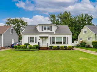 30112 Fairway Blvd, Willowick, OH 44095