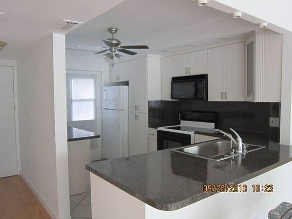 2nd image of 3401 N Country Club Dr #0