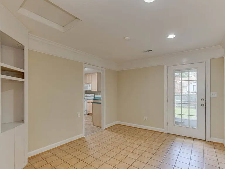 318 Powhatan Dr — Photo 22