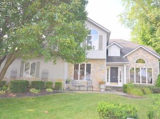 4573 Edgewater Dr, Vermilion, OH