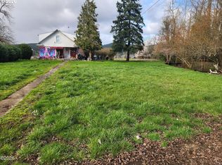 819 W Main St, Sheridan, OR 97378