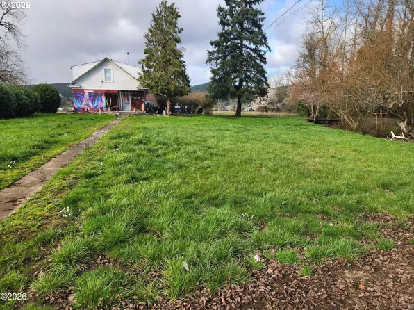 819 W Main St, Sheridan, OR 97378