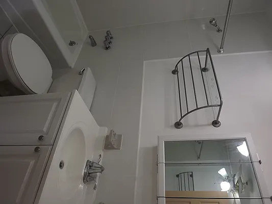 Rented by Capri Jet Realty Corp | media 7