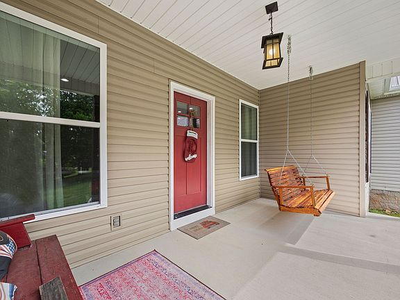3rd image of 8551 Crawley Hill Rd