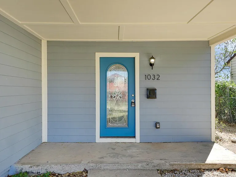 1032 Hoke Smith Dr — Photo 4