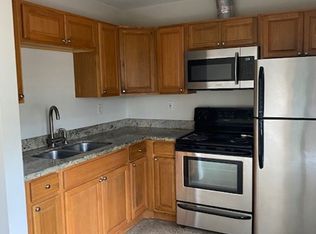 3001 NW 14th St #11058090, Gainesville, FL 32605
