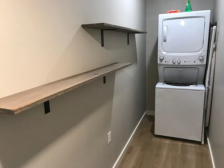 926 Archer St — Photo 27