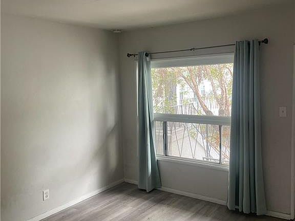 5th image of 1809 E 4th St #12