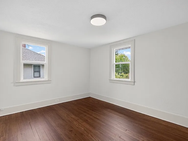 412 Tonti St — Photo 16