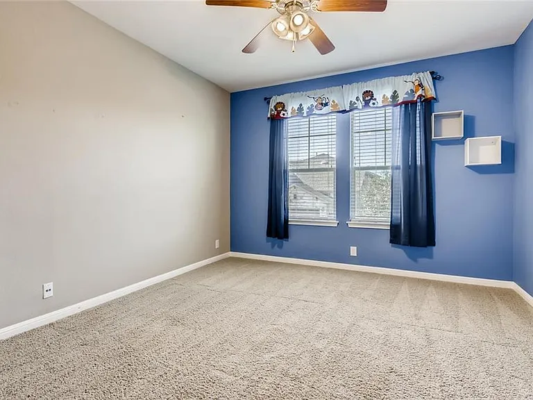 7500 Colina Vista Loop #A — Photo 17