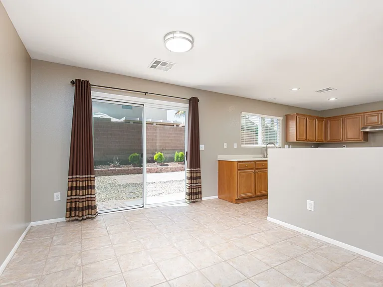 3077 Scalise Ct — Photo 8