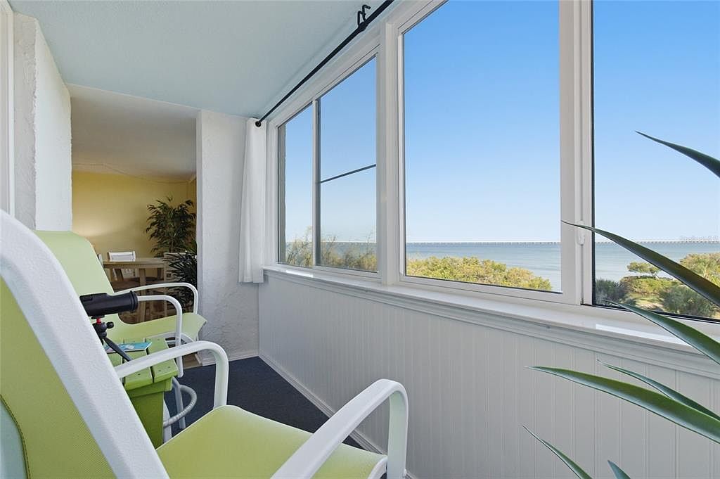 2616 Cove Cay Dr Unit 502