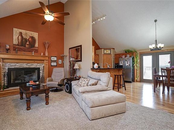 4th image of 809 SW Shorthorn Dr