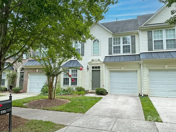 135 S Arcadian Way, Mooresville, NC 28117