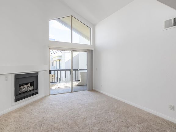 5th image of 5525 Canoga Ave APT 311