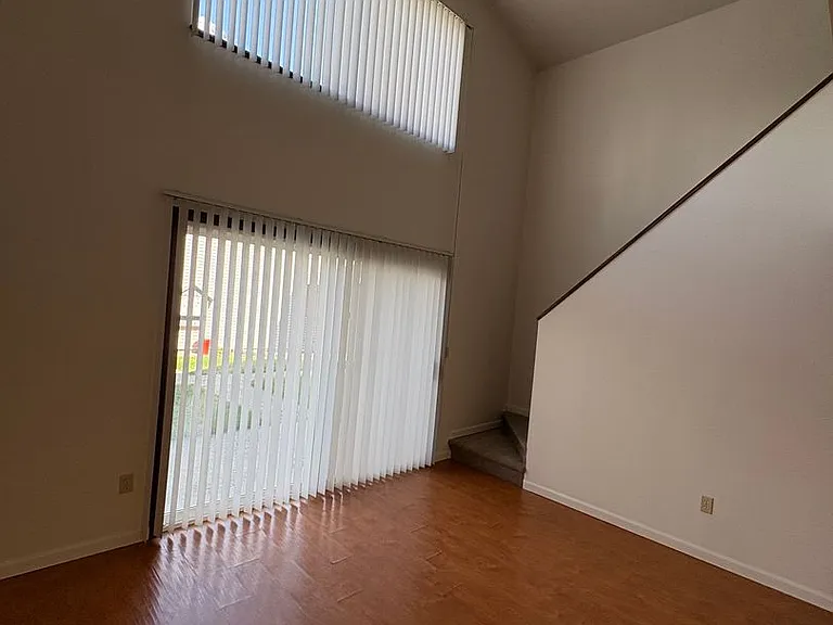 1110 S Walnut Pl — Photo 8