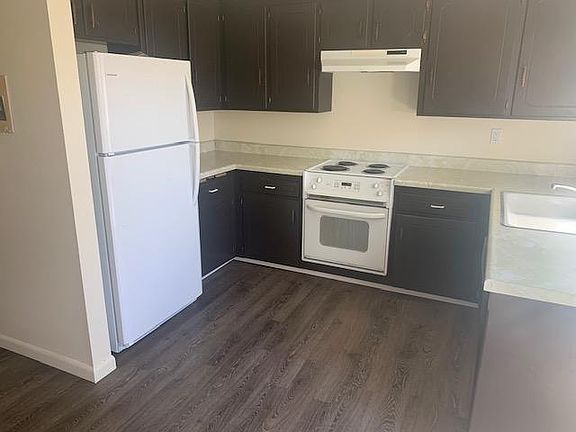 3rd image of 10310 El Camino Real #9
