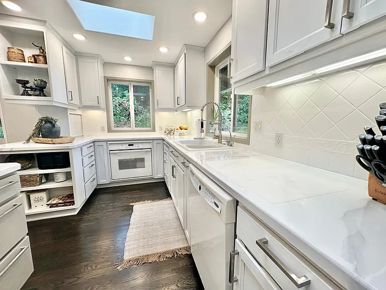 SW 114th Ave — Photo 6