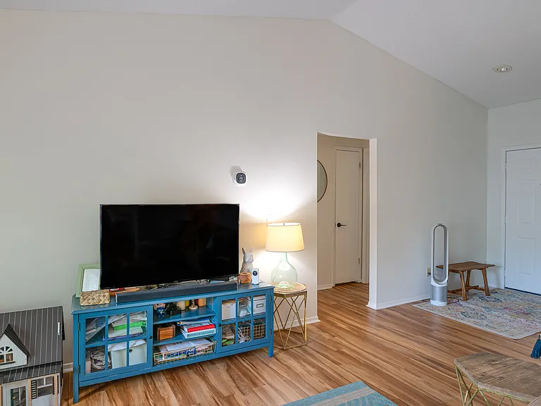 6805 S Gabrielle St — Photo 10
