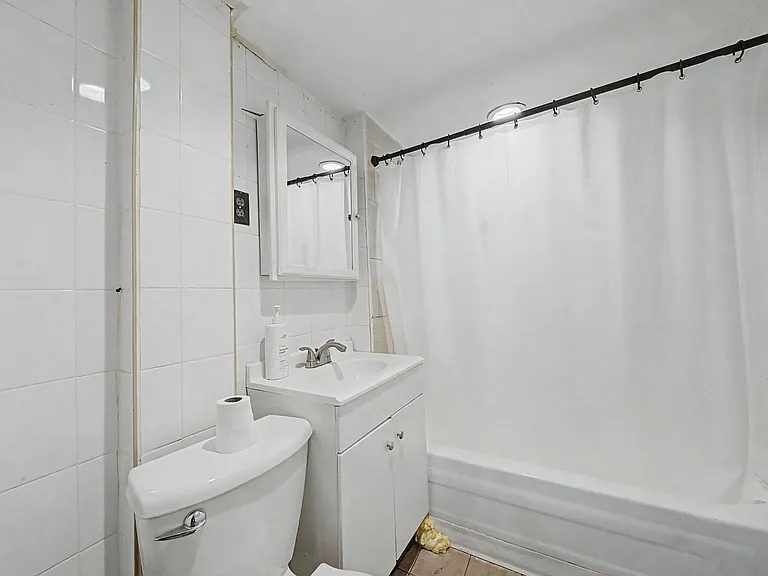 2208 N Kostner Ave #1 — Photo 1