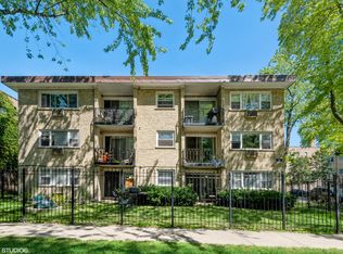 1600 W Chase Ave #3-C, Chicago, IL 60626