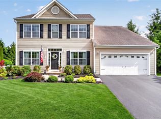 42 Plum Court Drive, Poughquag, NY 12570