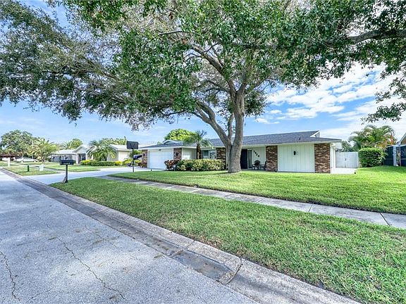 3rd image of 1920 Sandpiper Dr