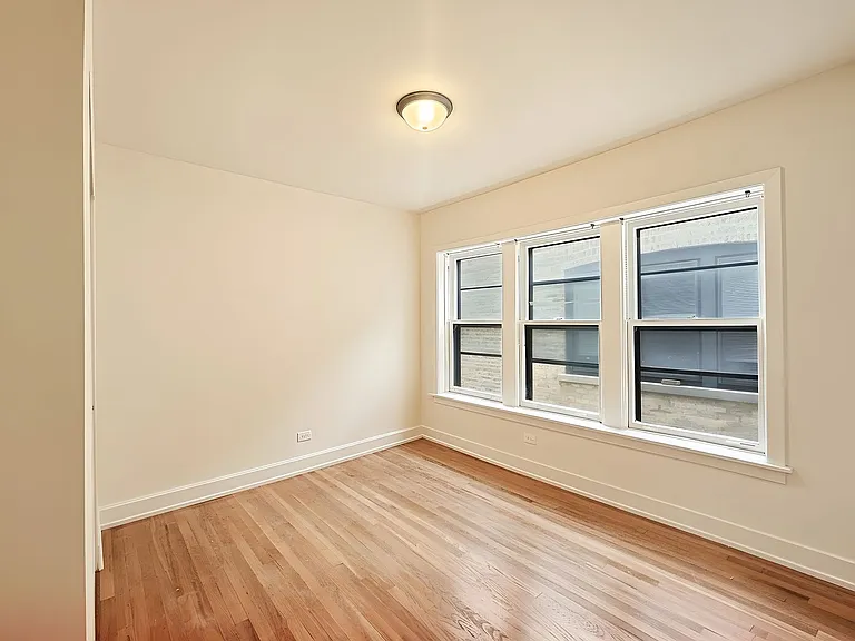 4505 N Kimball Ave #3 — Photo 6