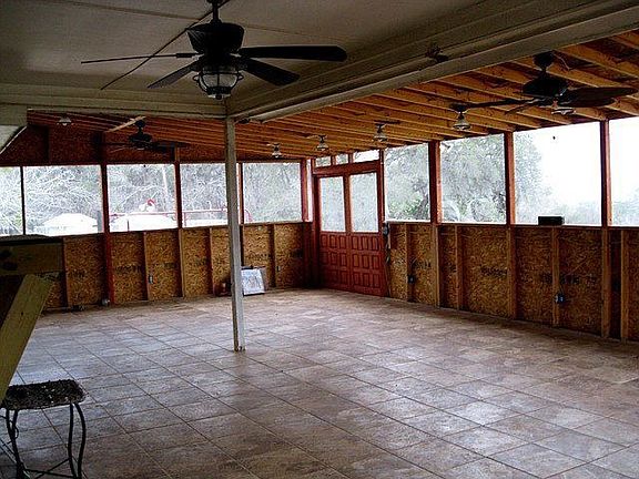 5th image of 1318 Palomino Ln