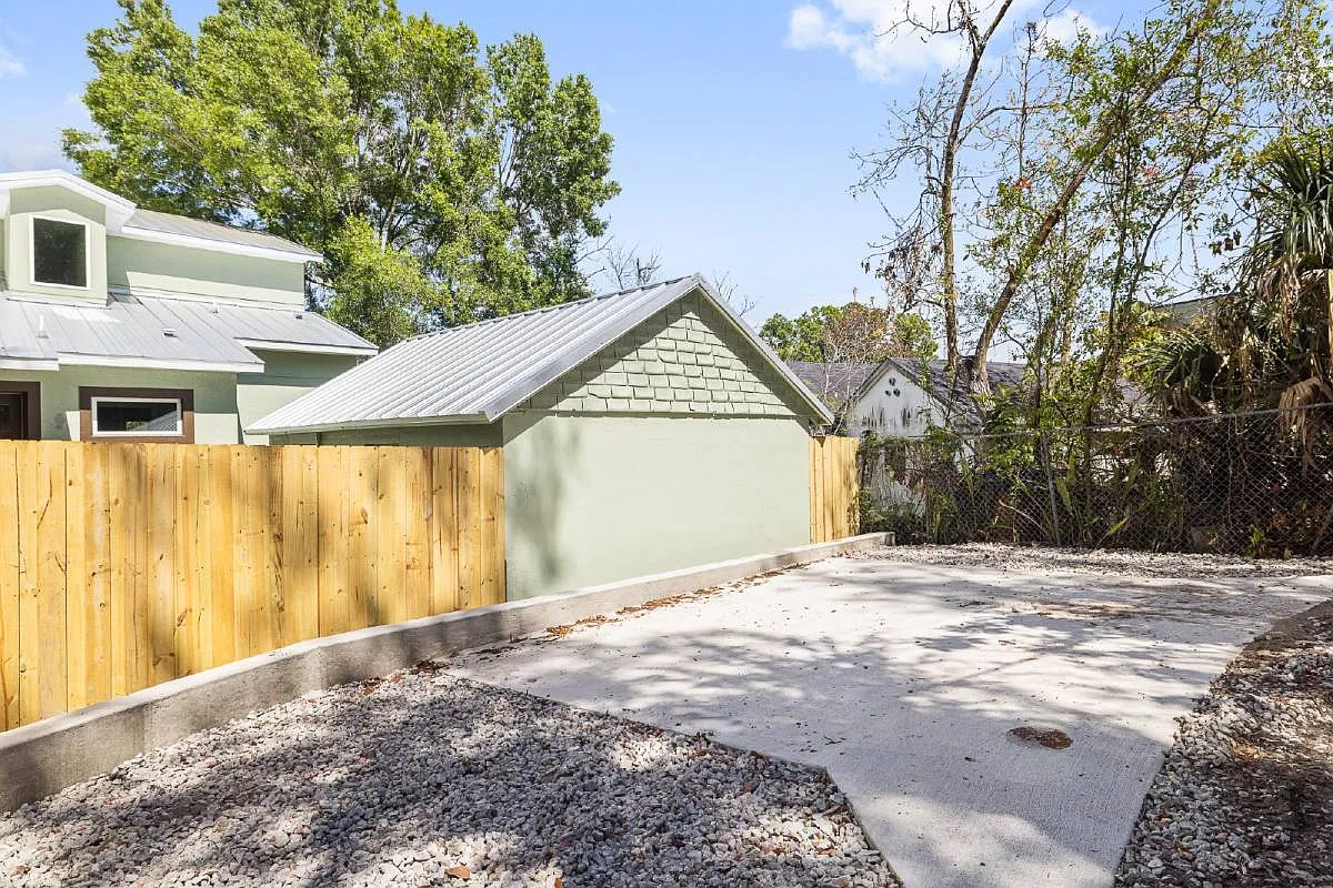 3208 N Rome Ave in Tampa, FL 33607 — Photo 4