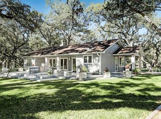 1233 New Ulm Rd, Cat Spring, TX 78933