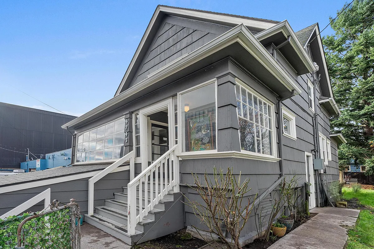 Building Photo - 4743B N Albina Ave