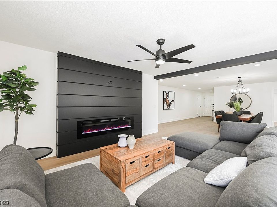 1st image of 3083 Van Buskirk Cir