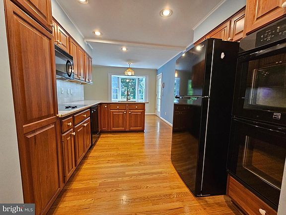 5th image of 109 Stauffer Rd