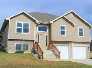 1806 Katie Rose Trl, Junction City, KS 66441