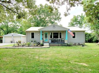900 E 1st St, Crossville, TN 38555