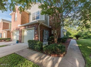 7047 Roundleaf Dr, Jacksonville, FL 32258