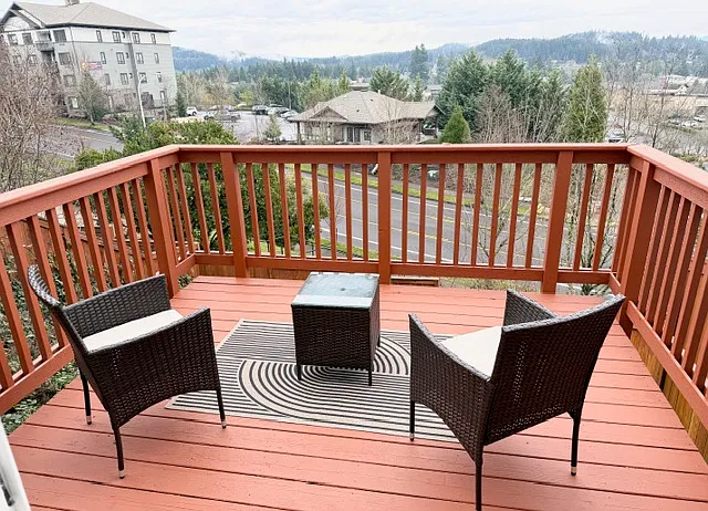 12958 SE 156th Ave — Photo 3