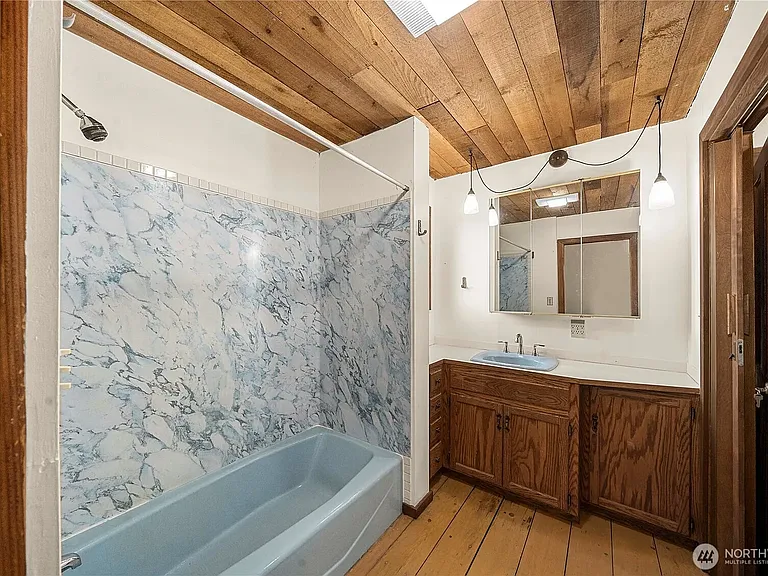 1728 S. Waco Street — Photo 43