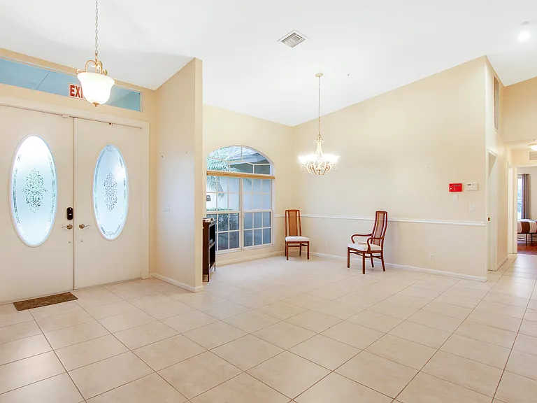 1198 SE Petunia Ave — Photo 22