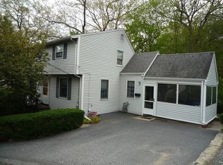 10 Myrtle Ter, Wakefield, MA 01880