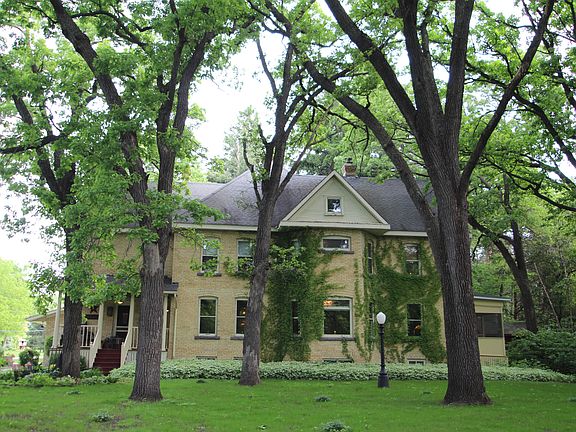 2nd image of 3530 Plum Creek Dr