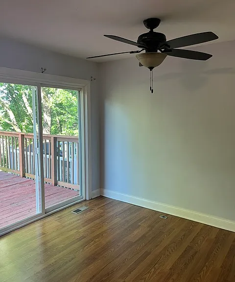104 S Oak Cliff Ct — Photo 5