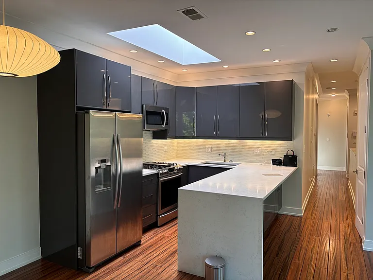 4003 S Calumet Ave #3 — Photo 6