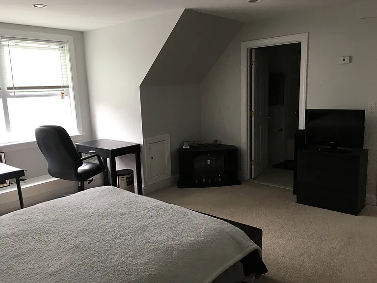 107 Virgil St — Photo 17
