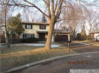 1993 Foxridge Rd, Saint Paul, MN 55119