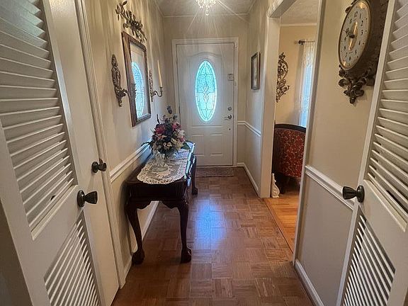 2nd image of 5363 Rockhurst Dr