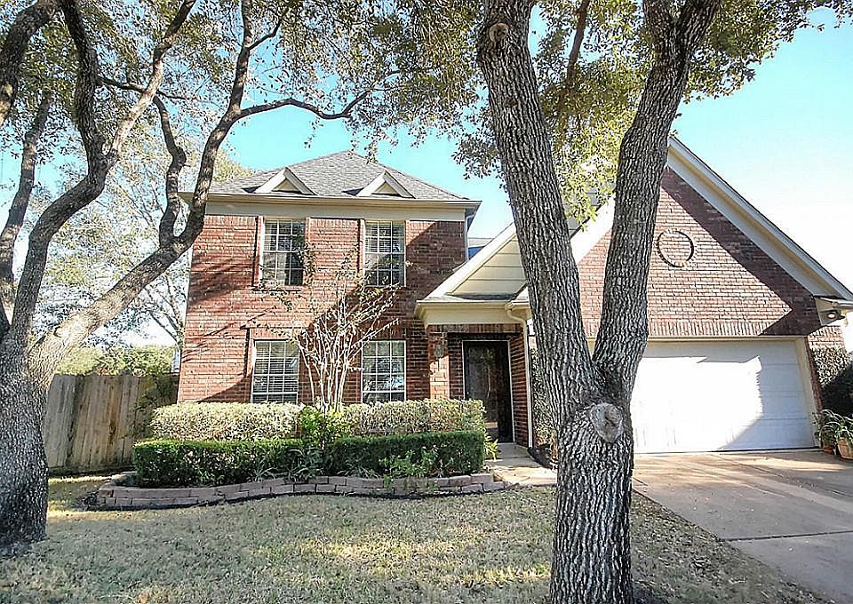 1st image of 4013 Cedarwood Dr