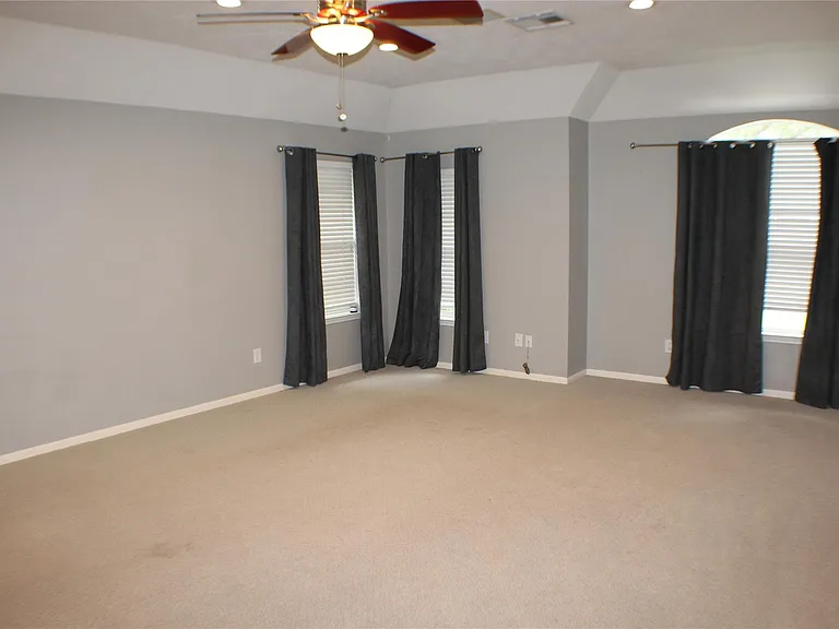 1718 Heddon Falls Dr — Photo 33