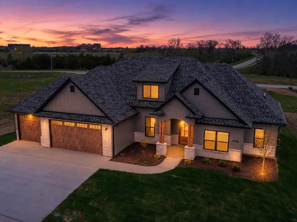 2908 Genesis Dr, Columbia, MO 65201